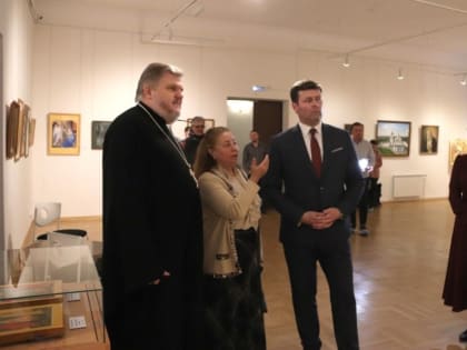 В Калуге открылась выставка «Вечные ценности»