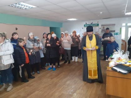 Заупокойное богослужение в месте проживания вынужденных переселенцев
