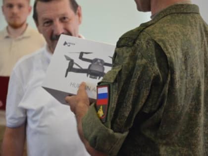 На СВО из Калуги отправили флаг со Спасом Нерукотворным