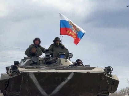 Сотрудники спортшколы по гребному спорту Вячеслава Иванова поддержали решение президента о проведении спецоперации на Украине