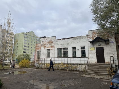 В Калуге детско-подростковый клуб превращается в руины