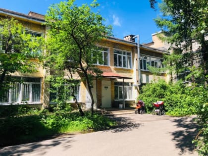 РЕМОНТ В ЦЕНТРАЛЬНОЙ ДЕТСКОЙ ПОЛИКЛИНИКЕ НАДЕЮТСЯ ЗАВЕРШИТЬ К НАЧАЛУ ОСЕНИ