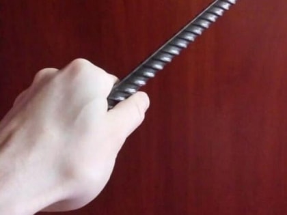 ГОРОЖАНИН ПОШЕЛ «НА ДЕЛО» В ТАПКАХ