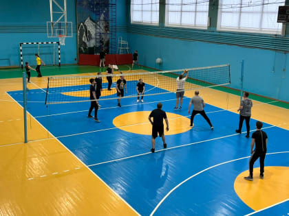 В СИЗО-2 прошли соревнования по волейболу
