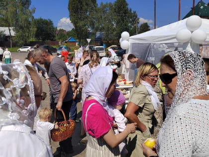 ЕПАРХИАЛЬНОЕ СЕСТРИЧЕСТВО МИЛОСЕРДИЯ НА ПРЕСТОЛЬНОМ ПРАЗДНИКЕ ХРАМА ПРЕОБРАЖЕНИЯ ГОСПОДНЯ В СЕЛЕ НИЖНИЕ ПРЫСКИ