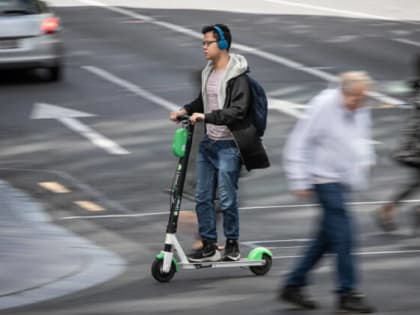Водителей электросамокатов предлагают судить