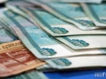 Пожилым людям прибавили по 1 250 рублей – списки по году рождения