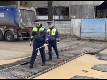 Осторожно, ремонт дороги!