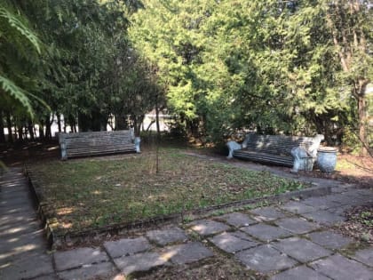 К СЛЕДУЮЩЕМУ ЛЕТУ РЯДОМ С ПЕРВОЙ В МИРЕ АЭС ОБНОВЯТ СКВЕРЫ, СКАМЕЙКИ И ЦВЕТНИКИ