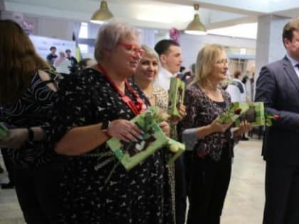 В Калуге депутаты Городской Думы поздравили и наградили активистов ТОС