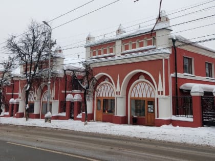 В Калуге суд оштрафовал филармонию на 100 тысяч рублей за незаконную перепланировку в Гостиных рядах