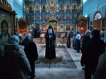Епископ Никита совершил повечерие с чтением канона преподобного Андрея Критского в Сухиничах