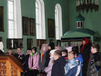 Занятие в храме преподобного Сергия Радонежского города Людиново