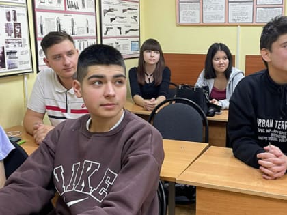 Около 60% выпускников 9 классов и около четверти выпускников 11-х классов в Калужской области идут в колледжи и техникумы