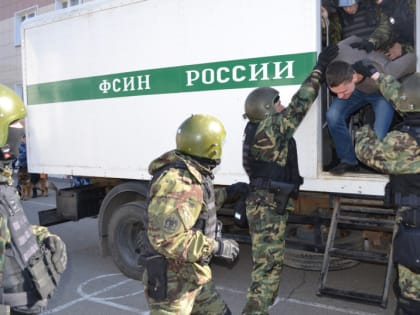 Личный состав УФСИН Калужской области отмечает профессиональный праздник