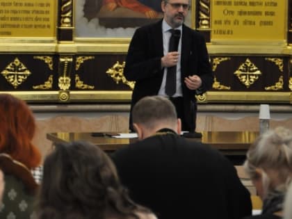 Встреча председателя Синодального отдела по взаимоотношениям Церкви с обществом и СМИ В.Р. Легойды с руководителями профильных епархиальных отделов