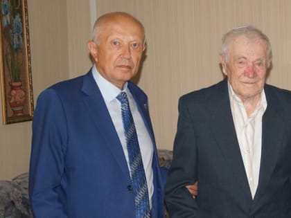 Житель Думиничского района Иван Захарович Захаров отметил 90-летие
