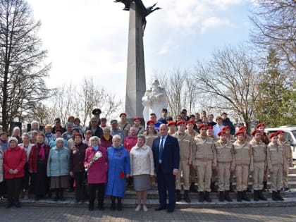 11 апреля в городе Кондрово прошёл митинг, посвящённый Международному дню освобождения узников фашистских концлагерей.