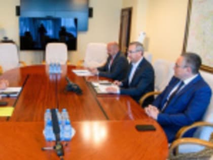 Владислав Шапша провел встречу с руководителями ТОС «Правобережье»