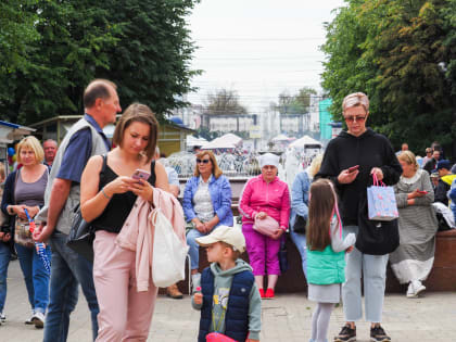 День города в Калуге торжественно открыли на Театральной площади