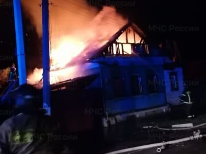 Второй дом за неделю загорелся в Боровске