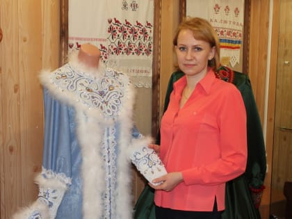 Марина Фомина из Калуги создаёт сказочные наряды-антидепрессанты