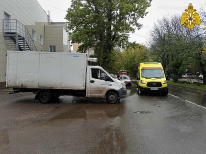 На улице Гагарина в Калуге «Газель» сбила пешехода