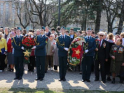 В Калуге почтили память узников концлагерей