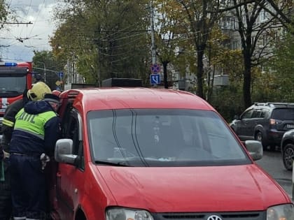 10-летнюю девочку сбила машина на улице Московской в Калуге