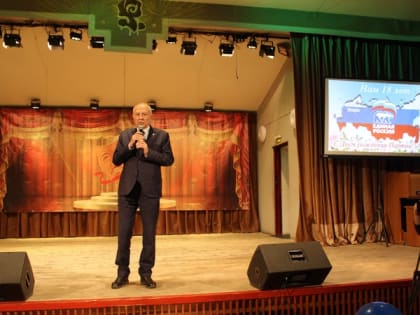 Единороссы в Калуге отметили 18-летие основания Партии