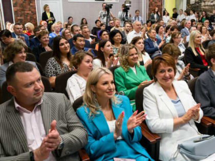 В Калужской области медиков поздравили с профессиональным праздником