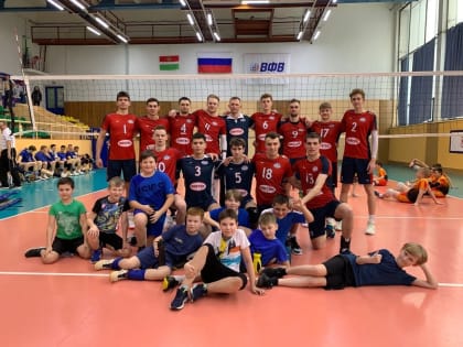 Волейбол и хоккей порадовали фанатов отличным результатом