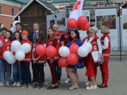 День рождения Красного креста отметили флэш-мобом