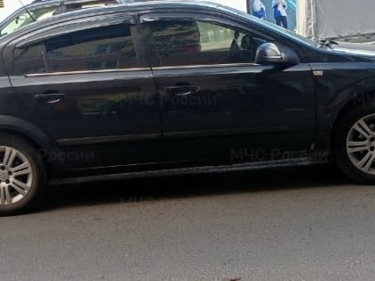 Под колёсами легковушки на улице Баррикад в Калуге пострадал ребёнок