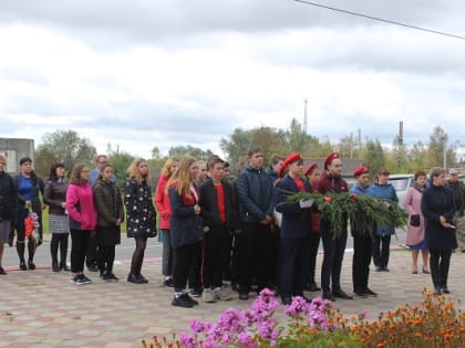 Барятинские единороссы почтили память защитников Калужского края