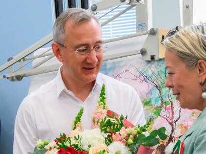 Шапша вручил руководителю ТПП региона медаль 