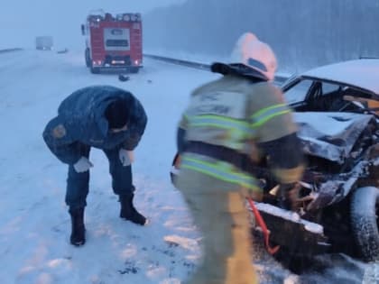 В Бабынинском районе на киевской трассе столкнулись “ВАЗ” и “Ниссан”