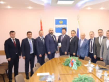 Калугу посетила делегация из Абхазии