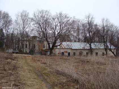 Без дорог и без света