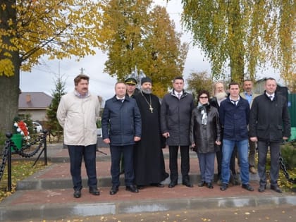 Малоярославецкие единороссы приняли участие в митинге памяти воинов-освободителей