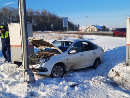 В Калужской области на переезде столкнулись легковушка и поезд
