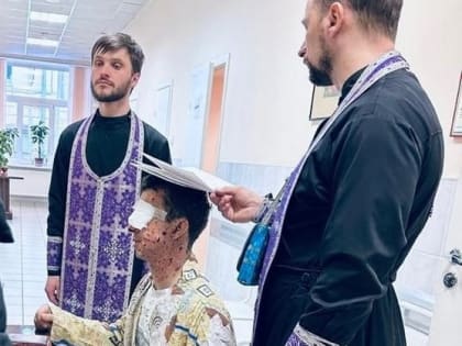 Клирики Санкт-Петербургской епархии оказывают помощь пострадавшим от теракта