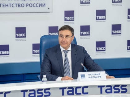Пресс-конференция Валерия Фалькова о приемной кампании 2023/2024 учебного года