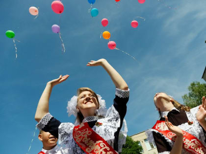 СЕГОДНЯ И ЗАВТРА В ШКОЛАХ ОБНИНСКА ПРОЗВЕНЯТ ПОСЛЕДНИЕ ЗВОНКИ