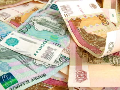 Калужане стали меньше тратить денег на покупки и больше на платные услуги