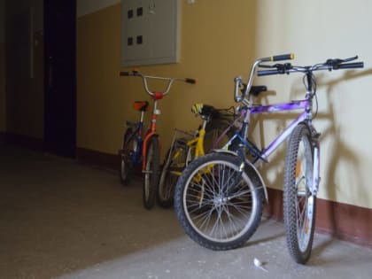 «ПЯТИ МИНУТ ДОСТАТОЧНО, ЧТОБЫ УКРАСТЬ ВЕЛОСИПЕД»