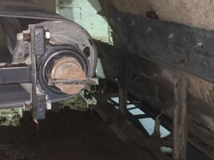 Рабочий попал в реанимацию после тяжелой травмы на заводе