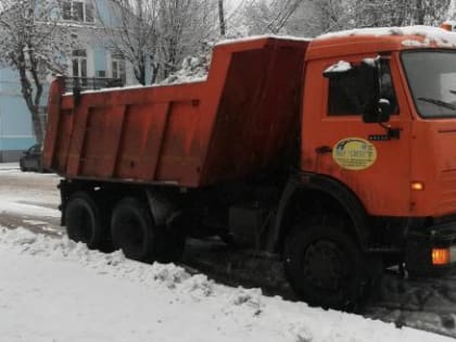 Горуправа попросила убрать автомобили для вывоза снега