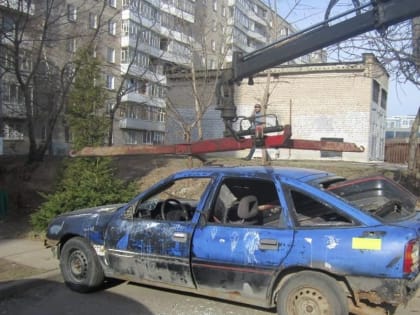 В ОБНИНСКЕ НЕ МОГУТ ПОЙМАТЬ ЭВАКУАТОР