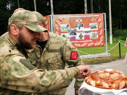 В Калуге встретили бойцов СОБРа, вернувшихся с Донбасса  